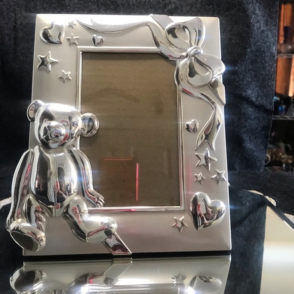 Lennox SILVER PLATED  cute baby frame - Picture 1 of 2